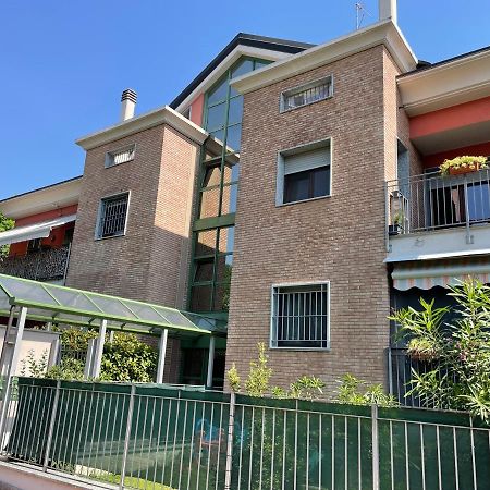 Appartamento Pero Fiera Milano Figino Extérieur photo